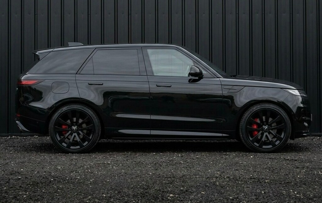 Land Rover Range Rover Sport 3.0 D300 Dynamic Se BK72TVF Black #4