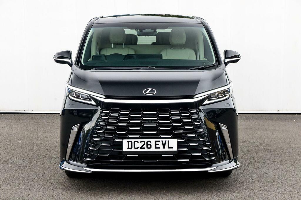 Lexus LM 350H 2.5 Takumi E-cvt 4 Seat  #2