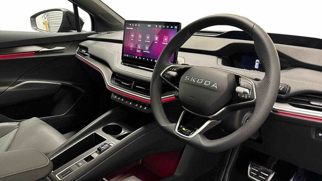 Skoda ENYAQ 250Kw Vrs 84Kwh 4X4 Black #6