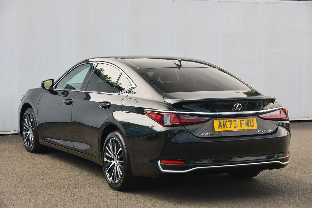 Lexus ES 2.5 300H Premium Edition Saloon Hybrid Black #3