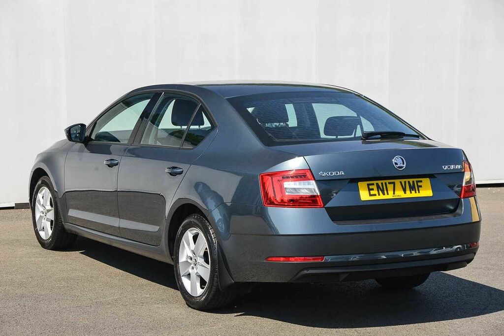 Skoda Octavia 1.0 Tsi Se Dsg Grey #3