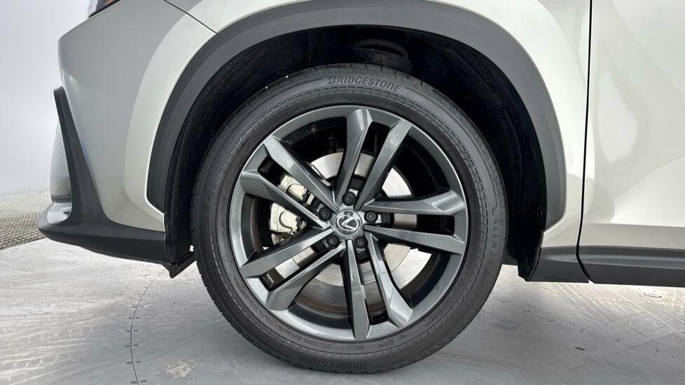 Lexus NX 450H 2.5 E-cvt Premium Pack Silver #6