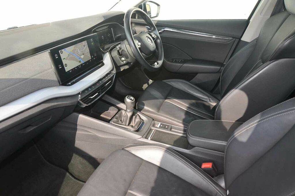 Skoda Octavia 1.5 Tsi Se L First Edition CY21WBG Grey #2