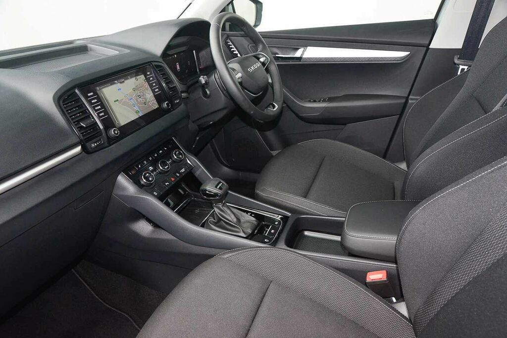 Skoda Karoq 1.5 Tsi Se Edition Dsg EF75XNP Silver #2