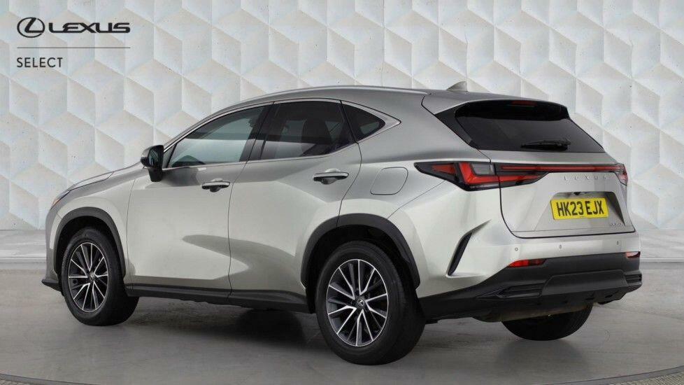 Lexus NX 350H 2.5 E-cvt Silver #2