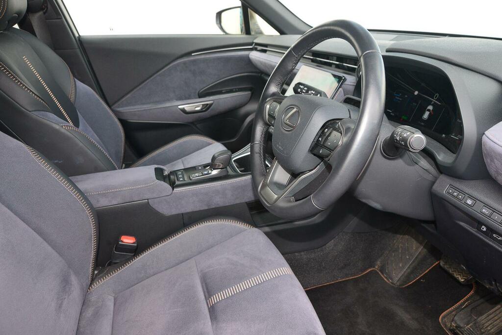 Lexus LBX 1.5 Vvt-ie Premium Plus E-cvt Euro 6 Ss Red #11
