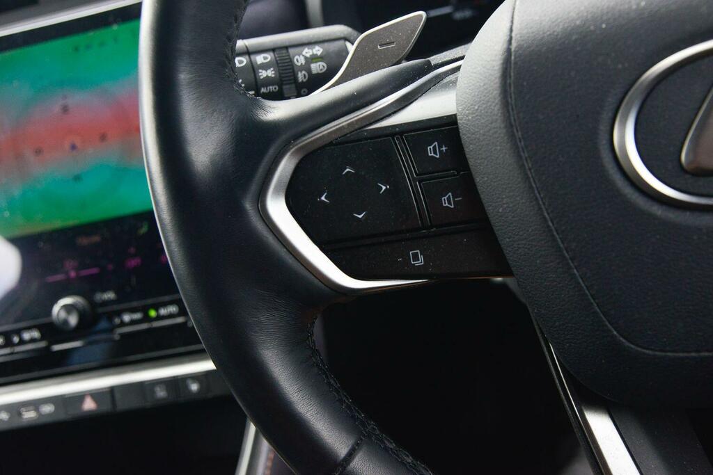 Lexus LBX 1.5 Vvt-ie Premium Plus E-cvt Euro 6 Ss Red #14
