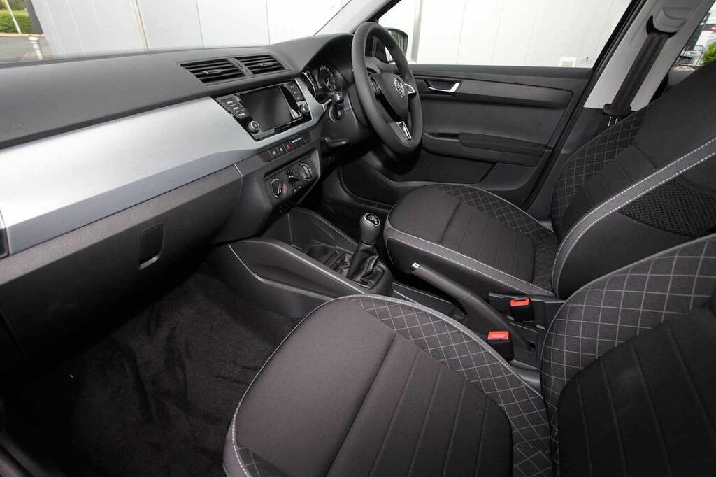 Skoda Fabia 1.0 Tsi Se Grey #2
