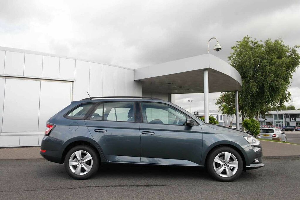 Skoda Fabia 1.0 Tsi Se Grey #4