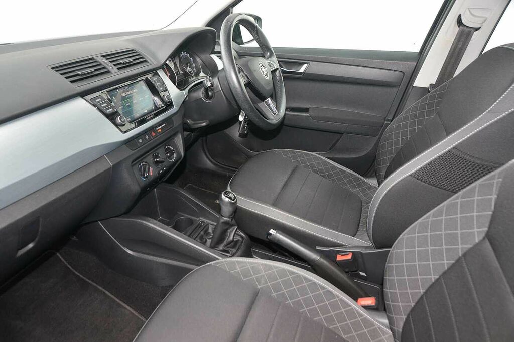 Skoda Fabia 1.0 Tsi Se DH19KZS Grey #2