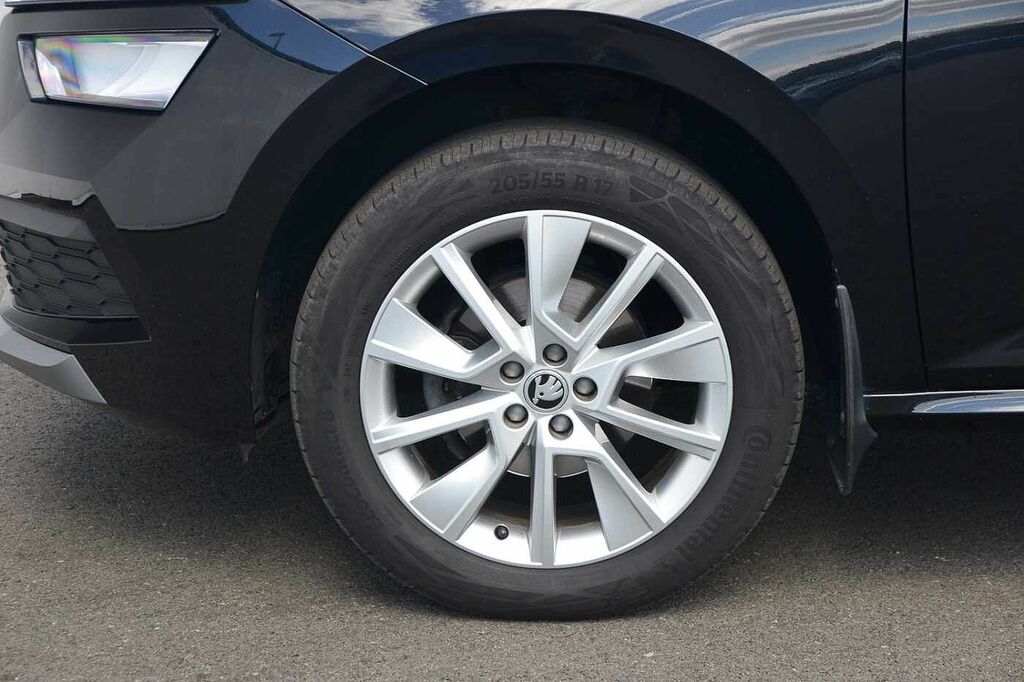Skoda Kamiq 1.0 Tsi 110 Se Black #5