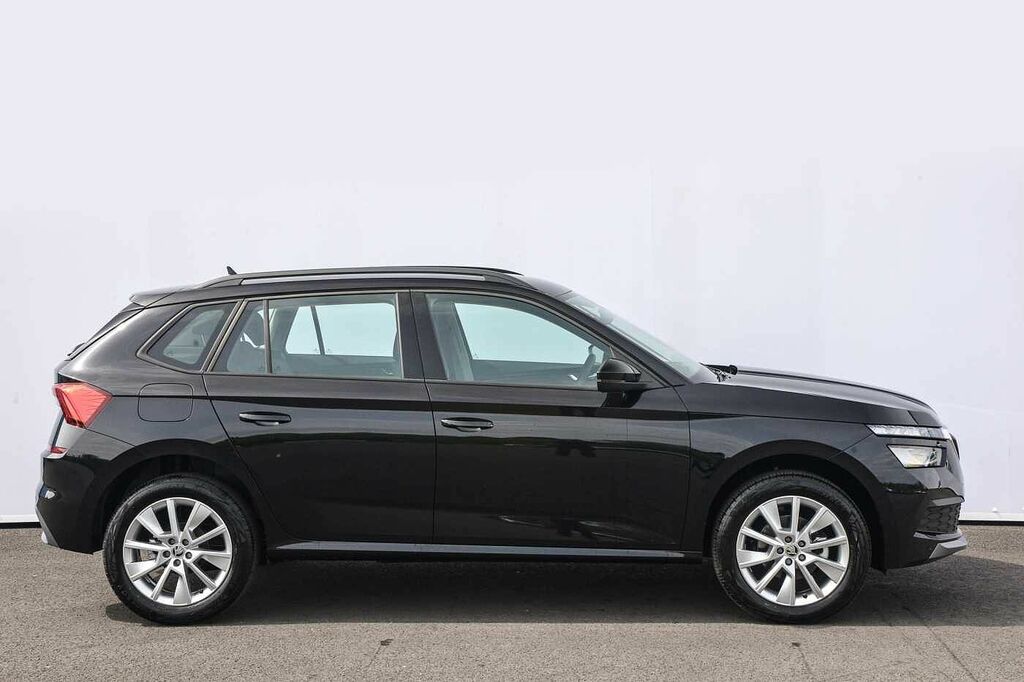 Skoda Kamiq 1.0 Tsi 110 Se Black #4