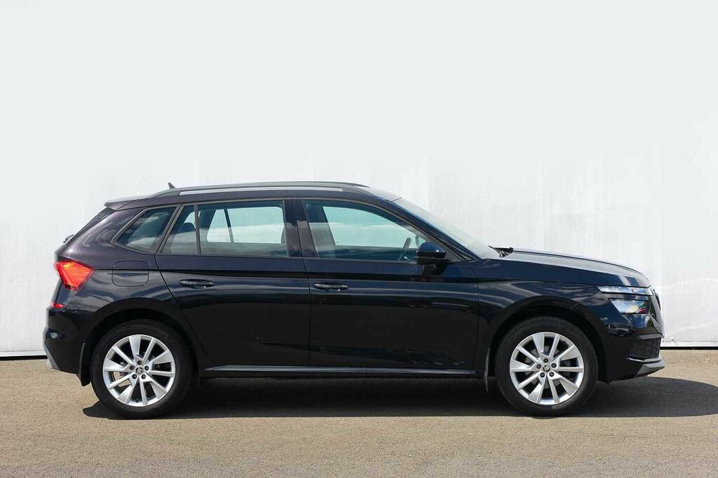 Skoda Kamiq 1.0 Tsi 110 Se Black #4