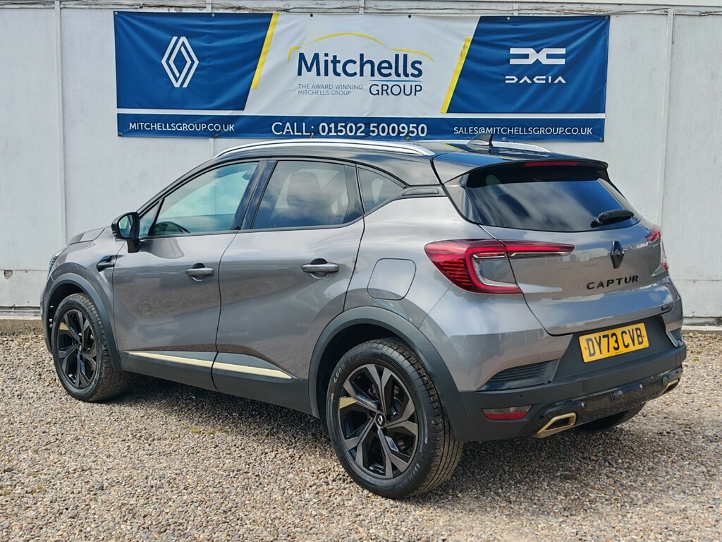 Renault Captur 1.6 E-tech Plug-in Hybrid 160 Engineered DY73CVB Black #4