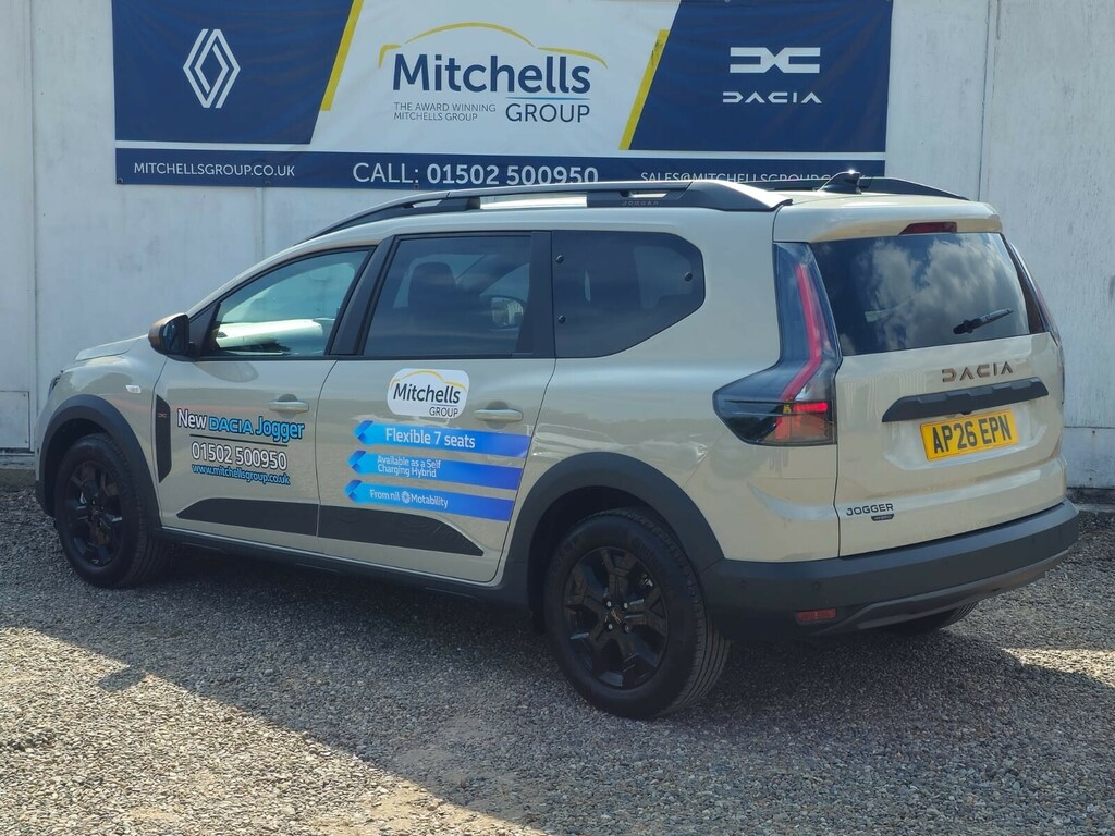 Dacia Jogger 1.8 Hev Extreme #4