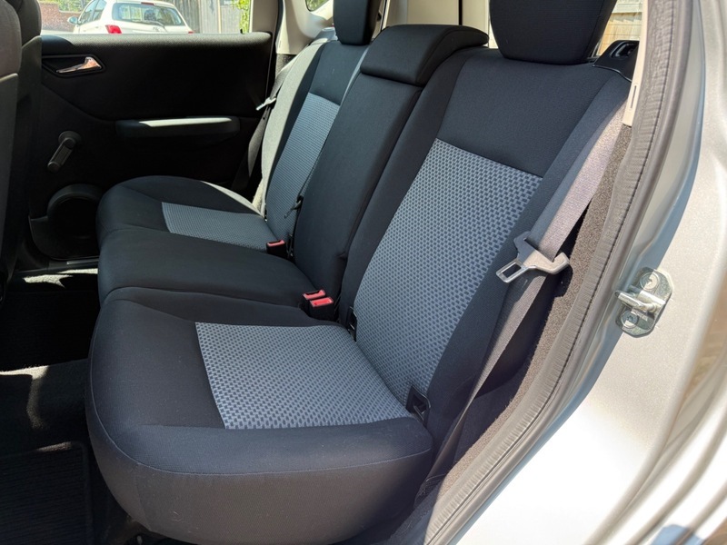 Mercedes-Benz A Class Hatchback  #8