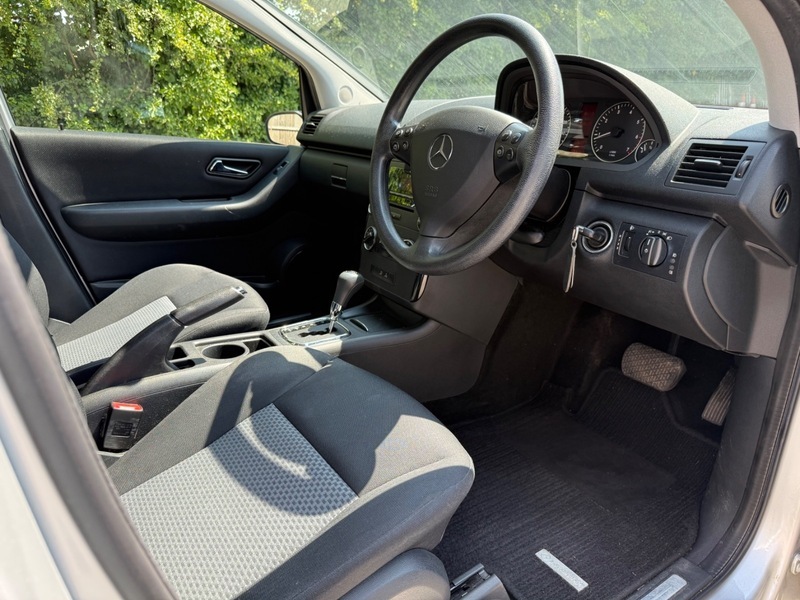 Mercedes-Benz A Class 1.5 A150 Classic Se Silver #5