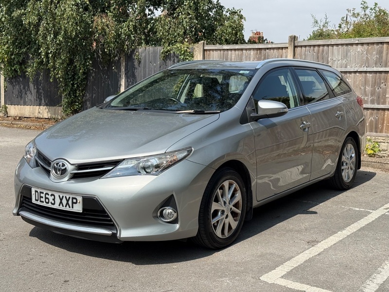 Toyota Auris 1.6 V-matic Icon Touring Grey #3