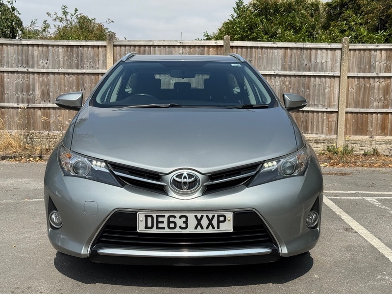 Toyota Auris 1.6 V-matic Icon Touring Grey #2