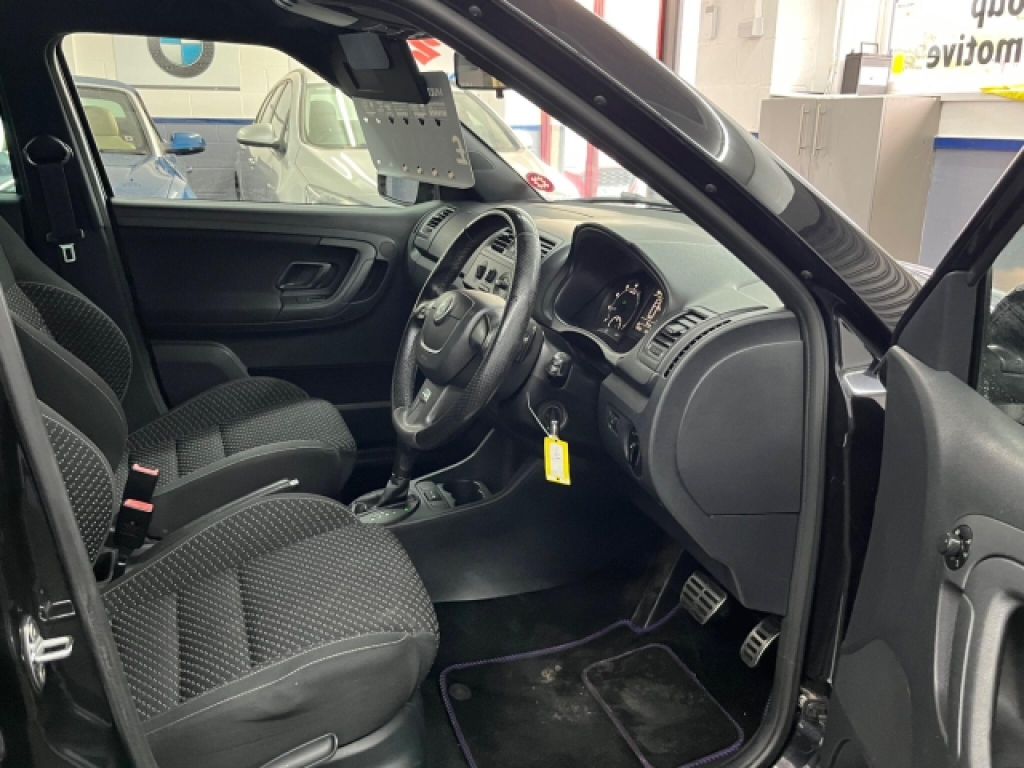Skoda Fabia 1.4 Mpi Se - 1 Owner From New - 12 Service Sta White #15