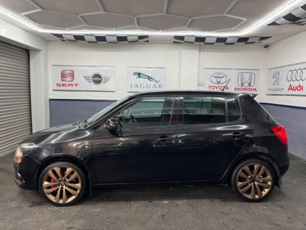 Skoda Fabia 1.4 Tsi Vrs S2000 Dsg Euro 5 Black #4