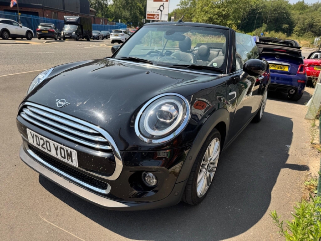 Mini Convertible 1.5 Cooper Exclusive Euro 6 S S Black #2