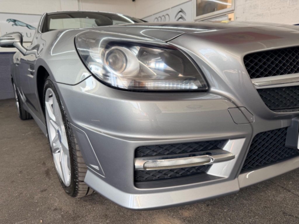 Mercedes-Benz SLK 1.8 Slk200 Blueefficiency Amg Sport Edition 125 G- Silver #3