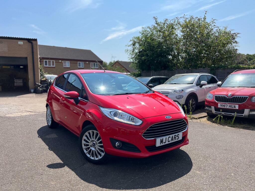 Ford Fiesta 1.0T Ecoboost Titanium Euro 5 S S Red