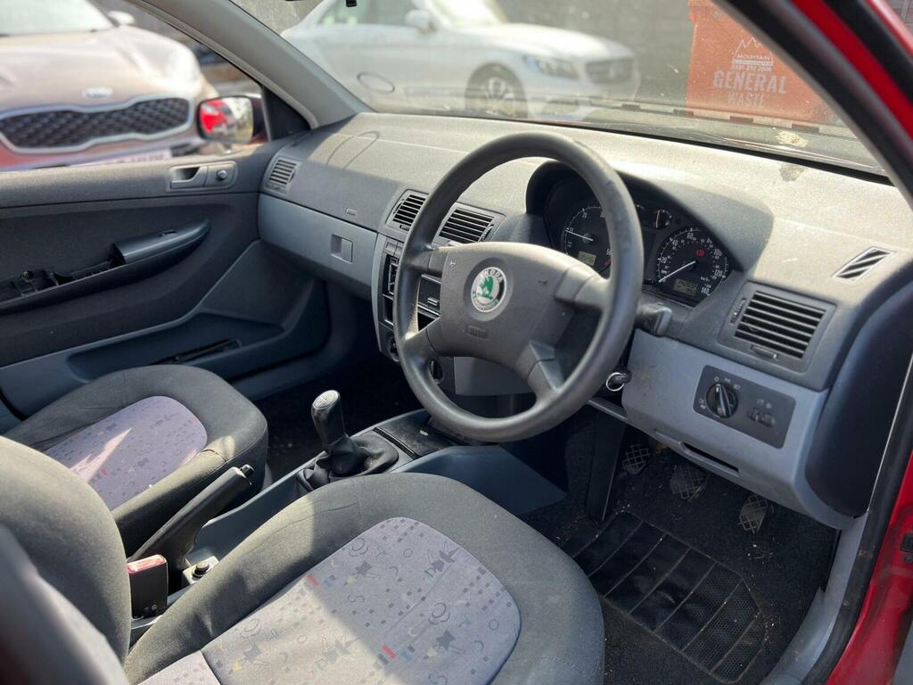 Skoda Fabia 1.4 16V Classic Silver #7