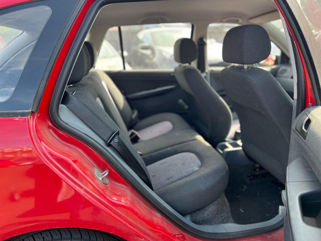 Skoda Fabia 1.4 16V Classic Silver #8