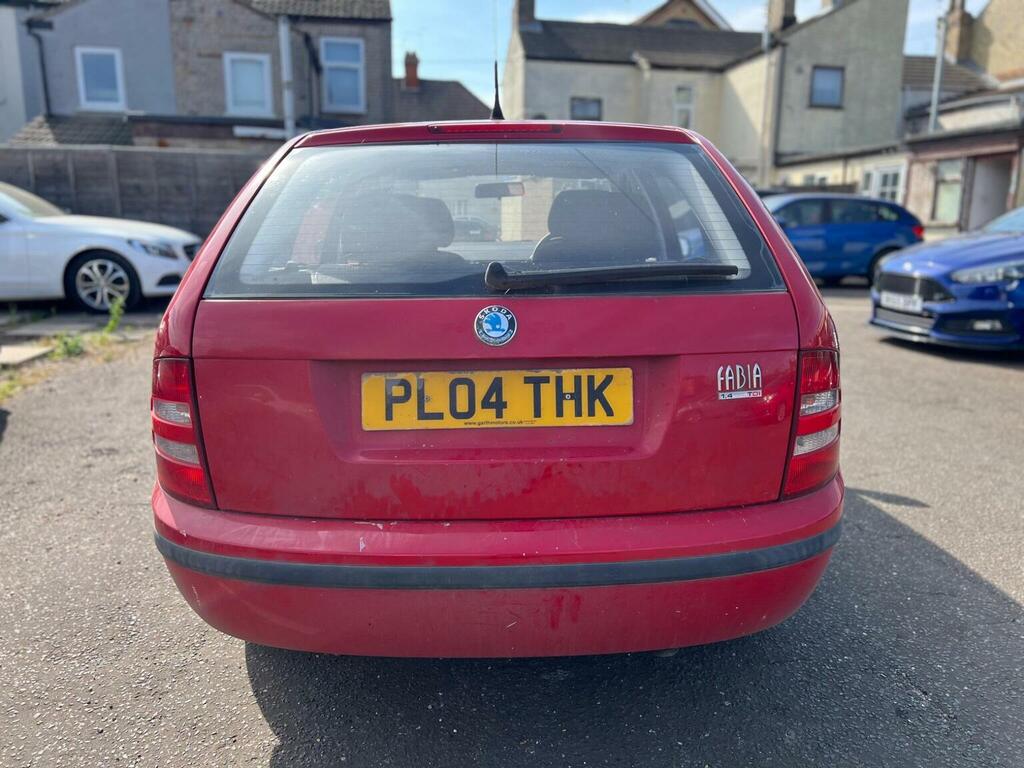 Skoda Fabia 1.4 Tdi Pure Drive Classic Red #6