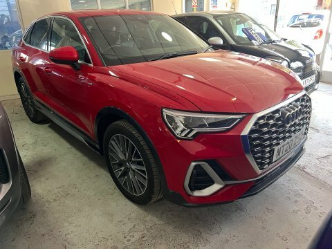 Audi Q3 Sportback Tfsi S Red