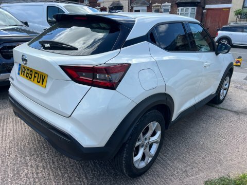 Nissan Juke Dig-t N-connecta VK69FUV White #2