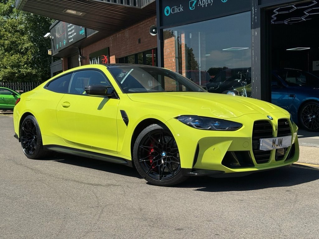 BMW M4 2022 3.0 Biturbo Competition Coupe Step Yellow
