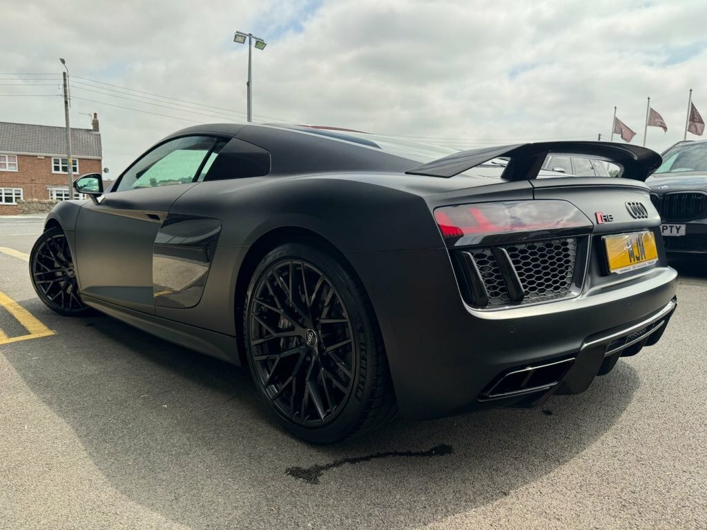 Audi R8 Petrol Black #2