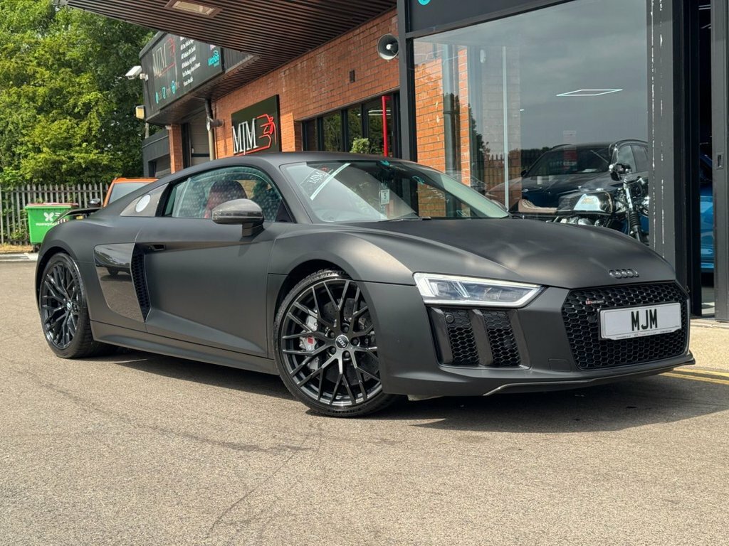 Audi R8 Petrol Black