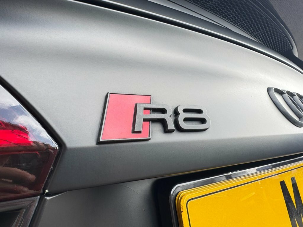 Audi R8 R8 Quattro V10 S-a Red #33