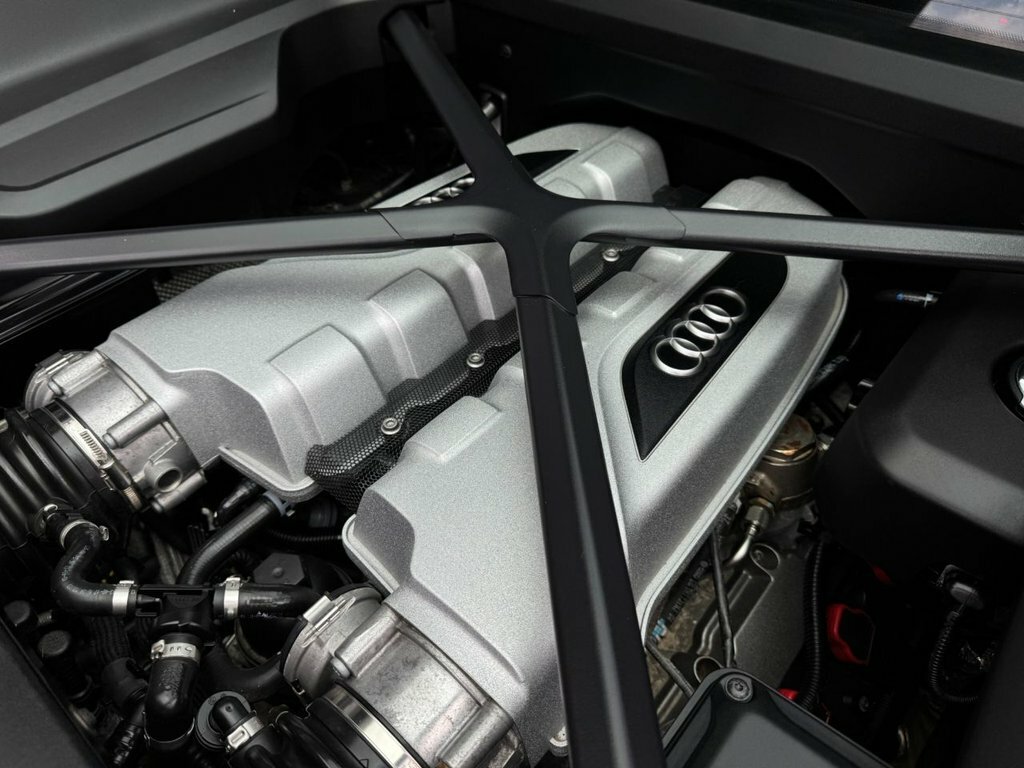 Audi R8 R8 Quattro V10 S-a Red #40