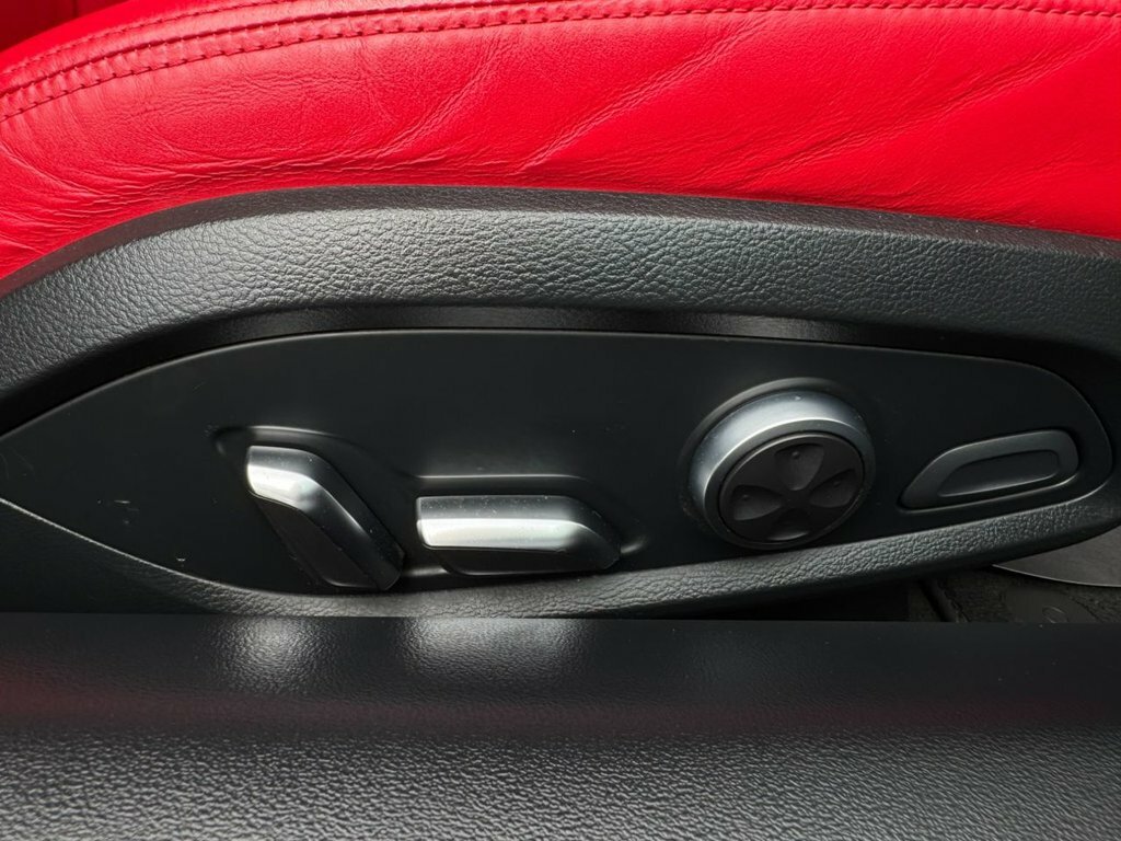 Audi R8 R8 Quattro V10 S-a Red #46