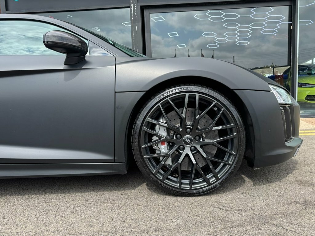 Audi R8 R8 Quattro V10 S-a Red #20