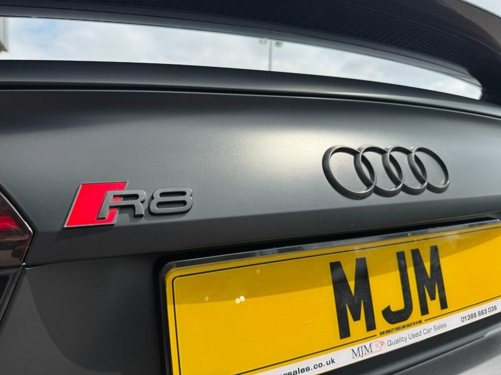Audi R8 R8 Quattro V10 S-a Red #31