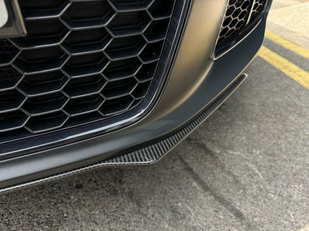 Audi R8 R8 Quattro V10 S-a Red #17
