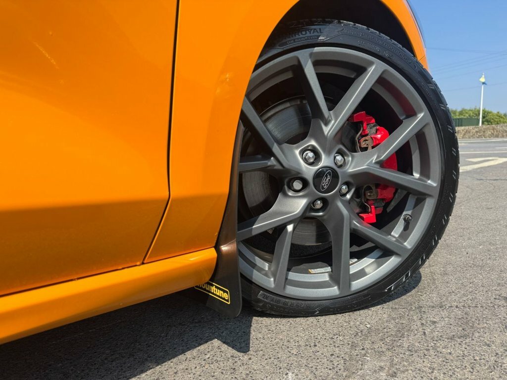 Ford Focus Focus St SF69UMS Orange #4