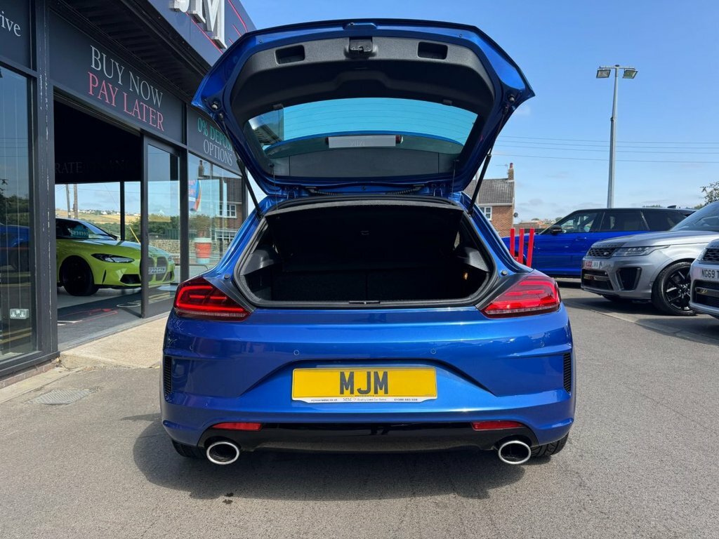 Volkswagen Scirocco 2.0 Tdi Bluemotion Tech R-line Dsg White #27