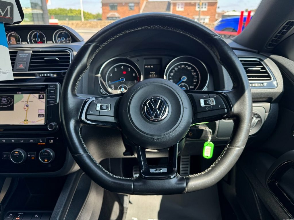 Volkswagen Scirocco 2.0 Tdi Bluemotion Tech R-line Dsg White #37