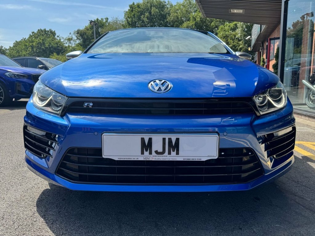 Volkswagen Scirocco 2.0 Tdi Bluemotion Tech R-line Dsg White #9