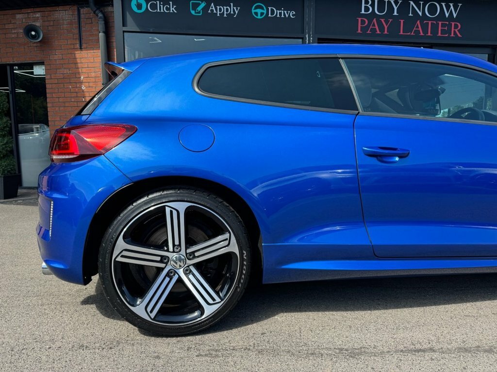 Volkswagen Scirocco 2.0 Tdi Bluemotion Tech R-line Dsg White #21