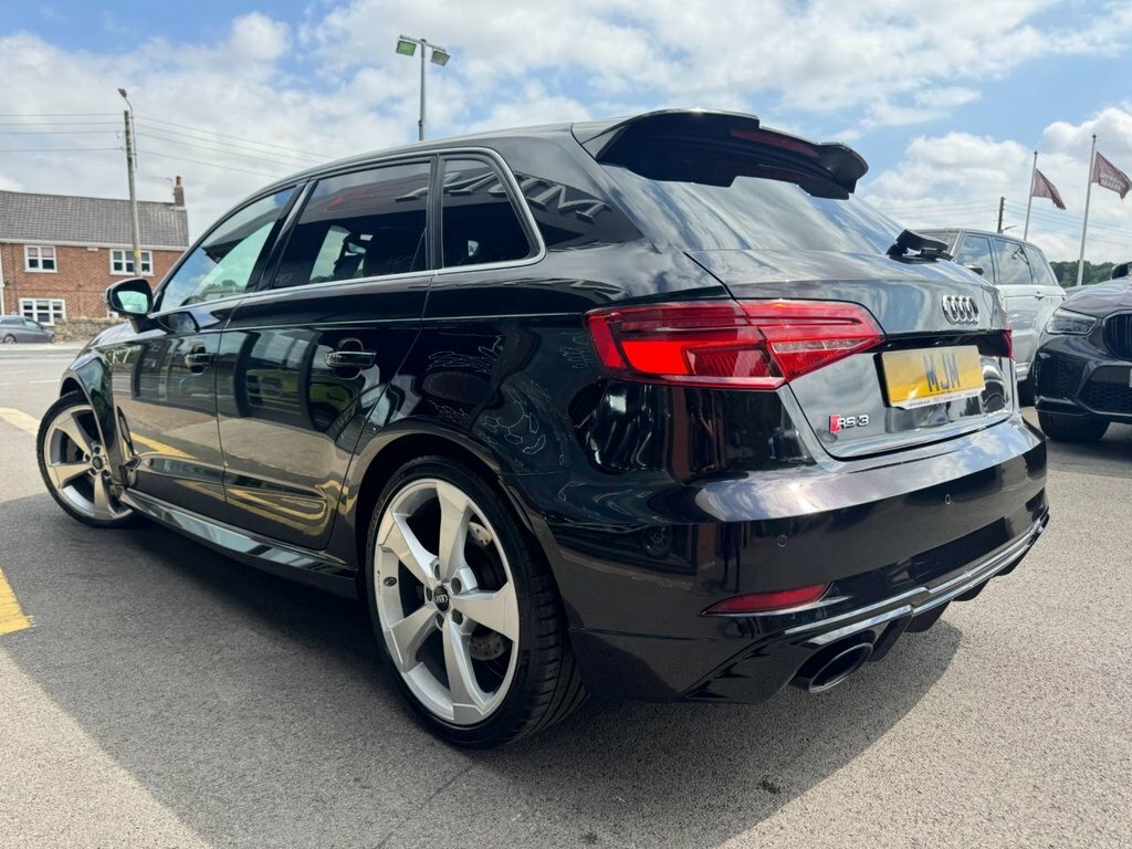 Audi RS3 Rs 3 Sportback Tfsi Quattro S-a Black #2