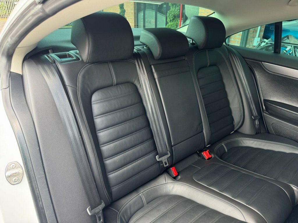 Volkswagen CC Saloon 2.0 Tdi 150Ps Gt Grey #32