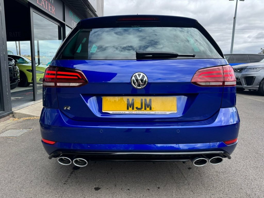 Volkswagen Golf Estate Red #8